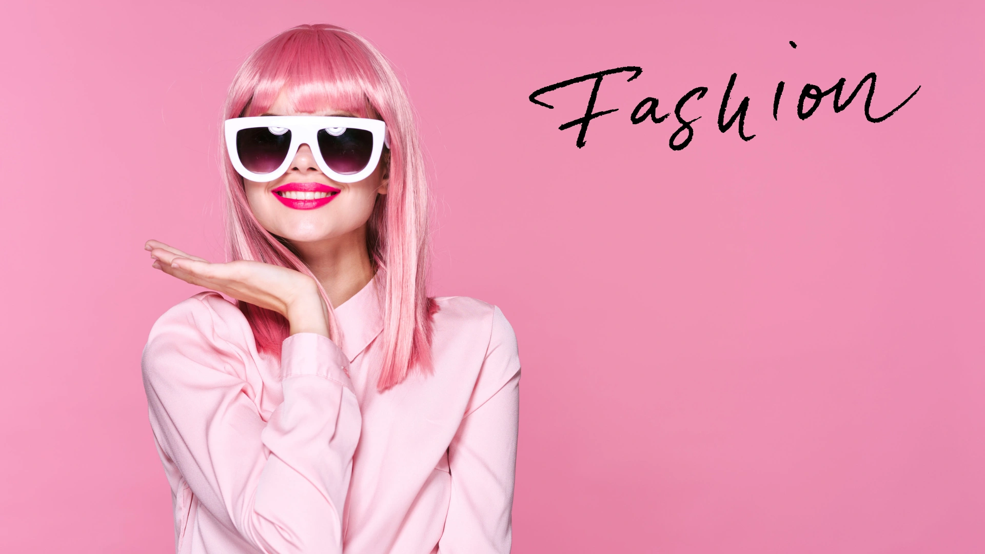 NOVEMBR PROJECT Fashion Banner