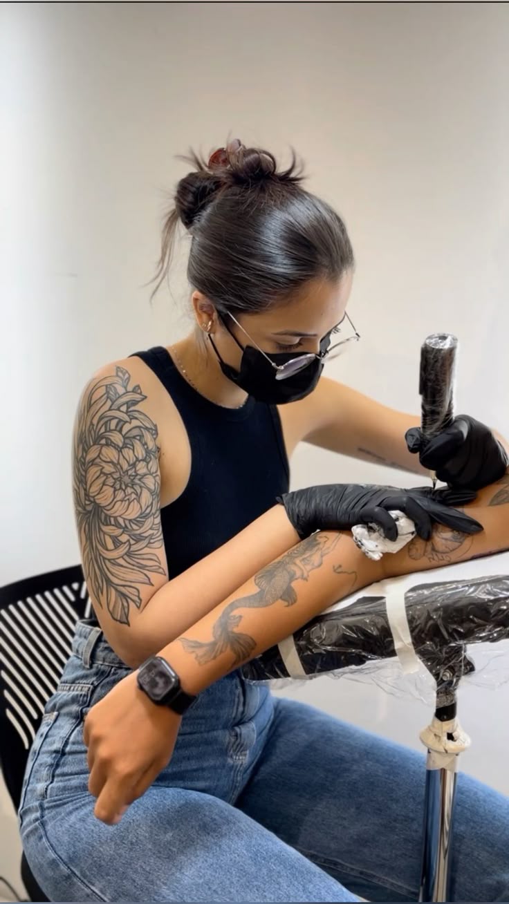 Maya - Tattoo Artist